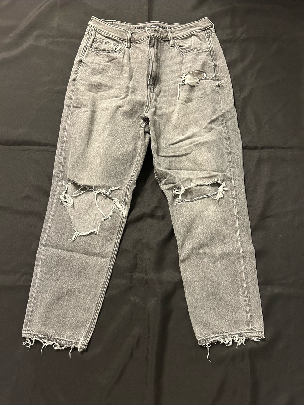 American Eagle Light Gray Mom Jeans